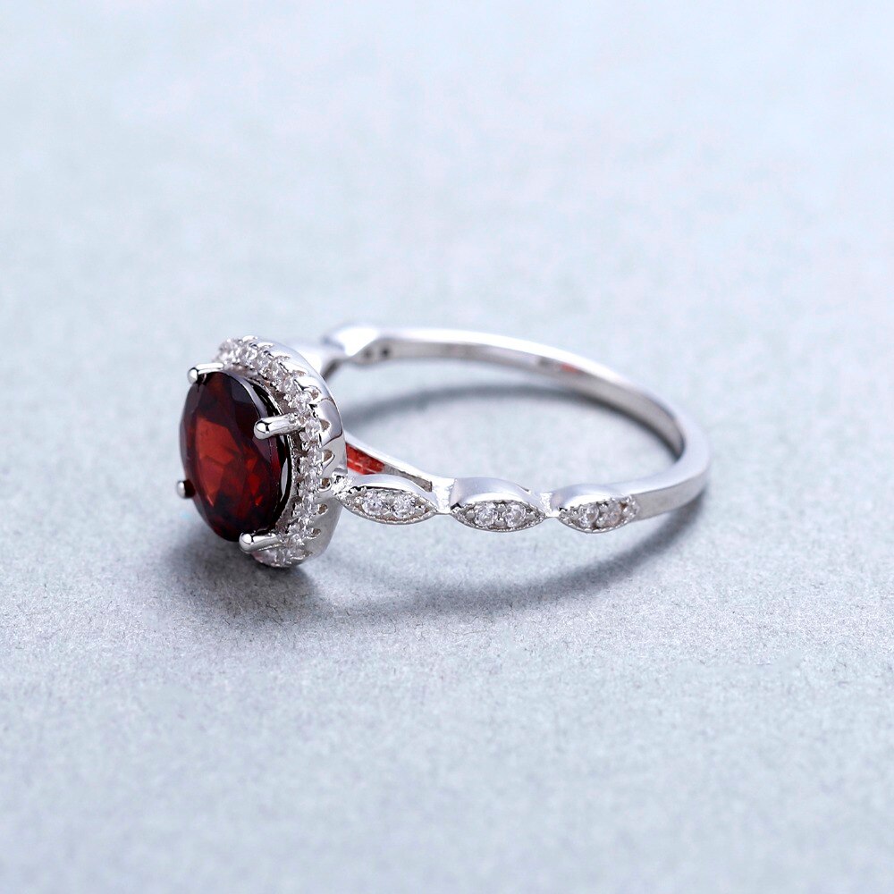 This exquisite garnet ring is crafted with natural gemstone and 925 sterling silver for a timeless look.