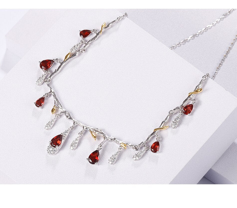 Enjoy the brilliance of this high-quality necklace for years to come!