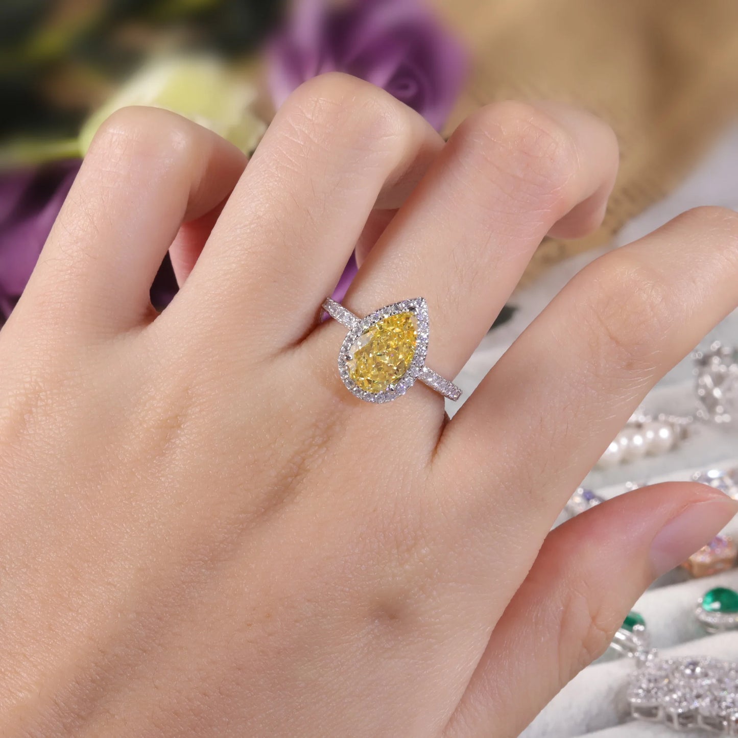 Choosen Jewelry: Pear-Shaped Yellow CZ Halo Engagement Ring in 925 Sterling Silver