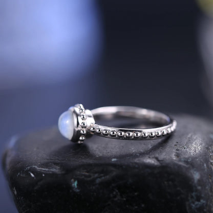 Choosen Jewelry: Textured Milky Blue Moonstone Ring in 925 Sterling Silver - Classic Wedding Band