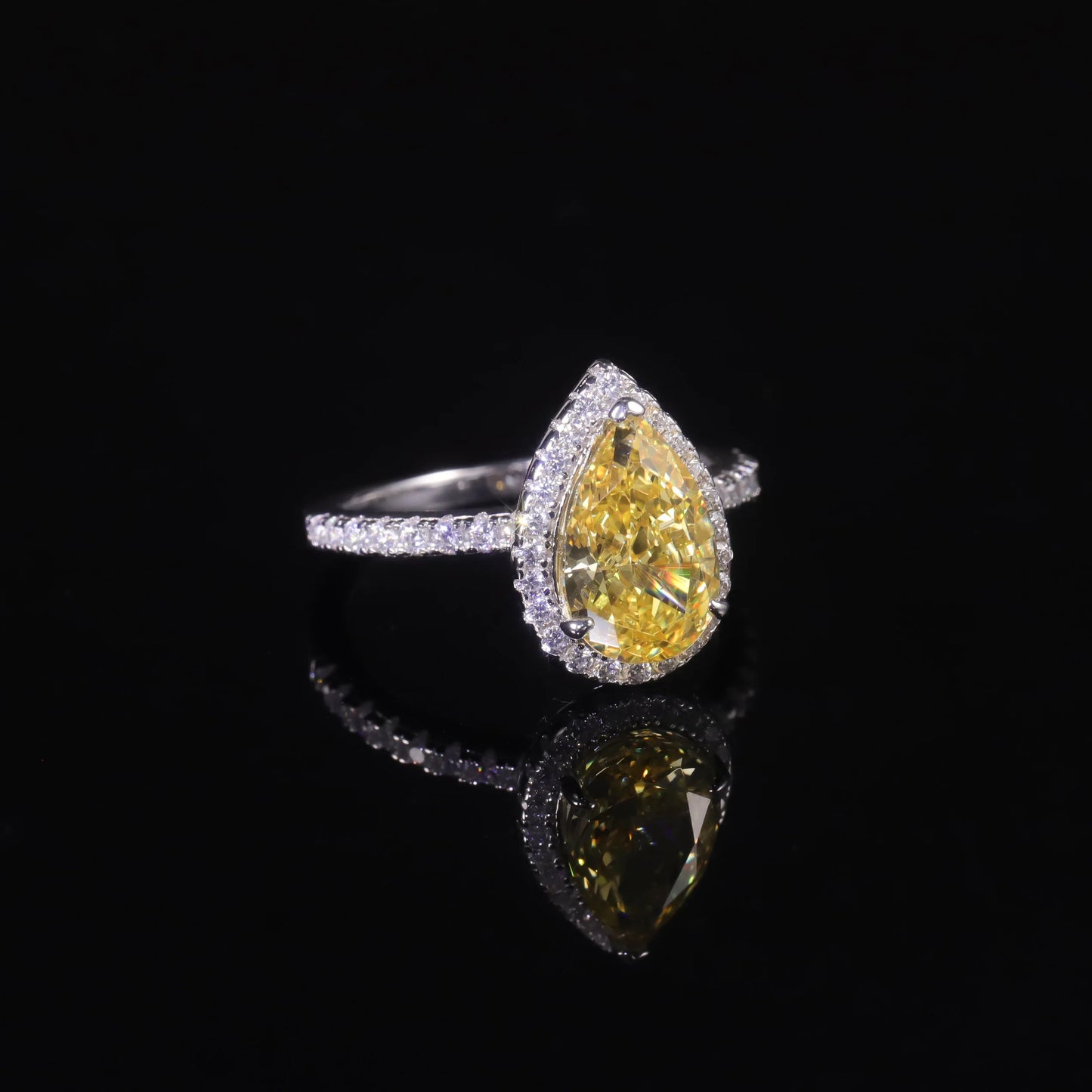 Choosen Jewelry: Pear-Shaped Yellow CZ Halo Engagement Ring in 925 Sterling Silver