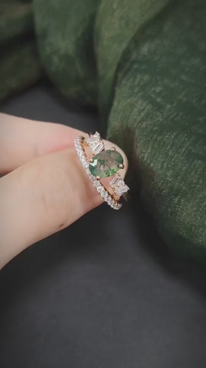 Oval Moss Agate Engagement Ring Set in Rose Gold